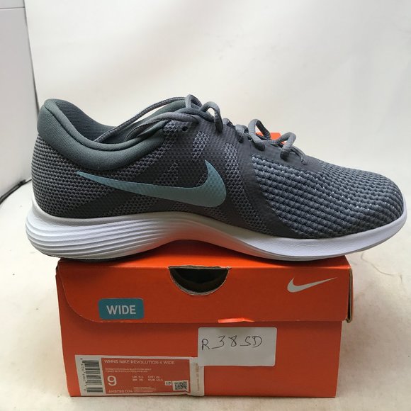 women's nike size 9 wide